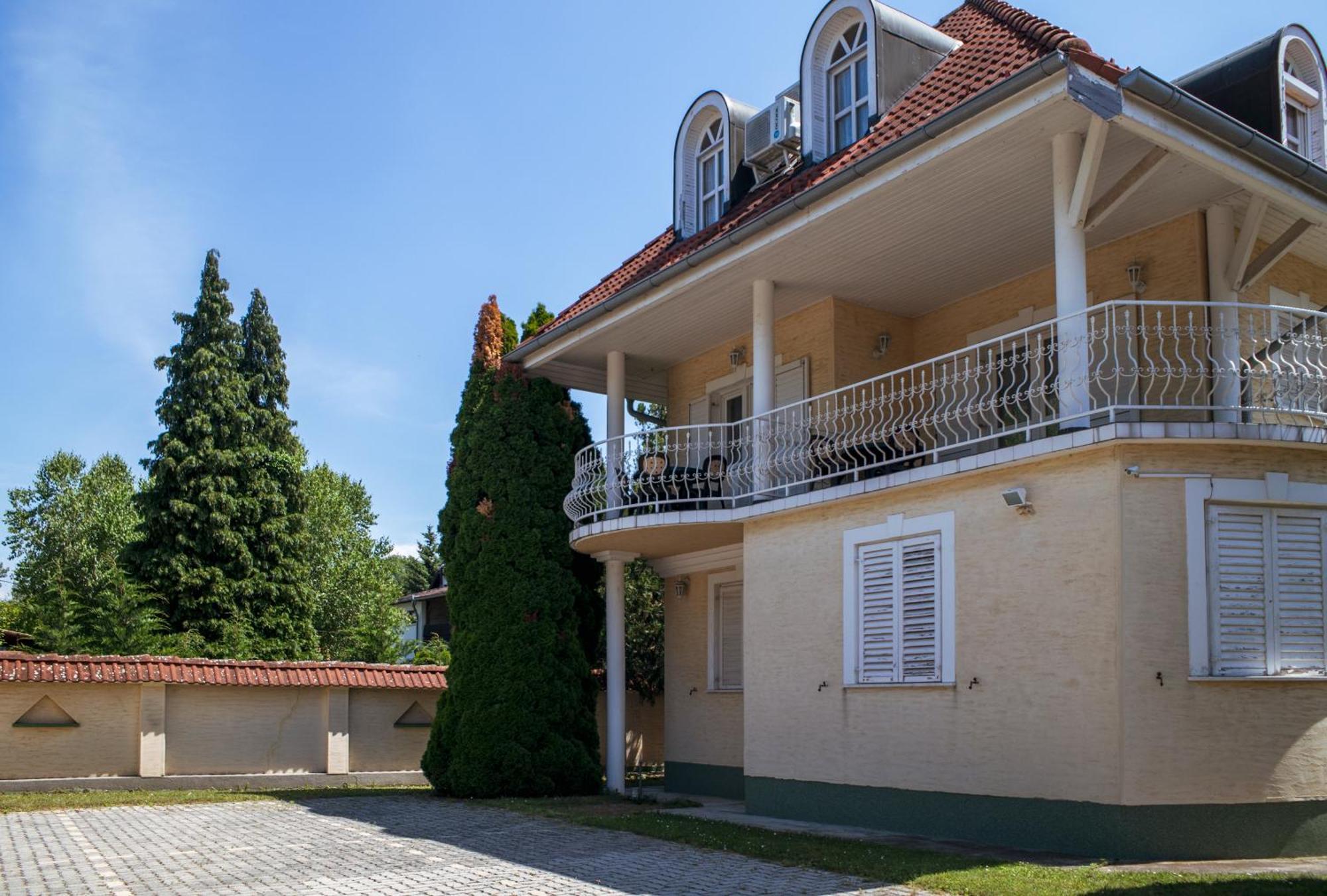 Bella Villa Apartmanhaz Zamárdi Eksteriør bilde