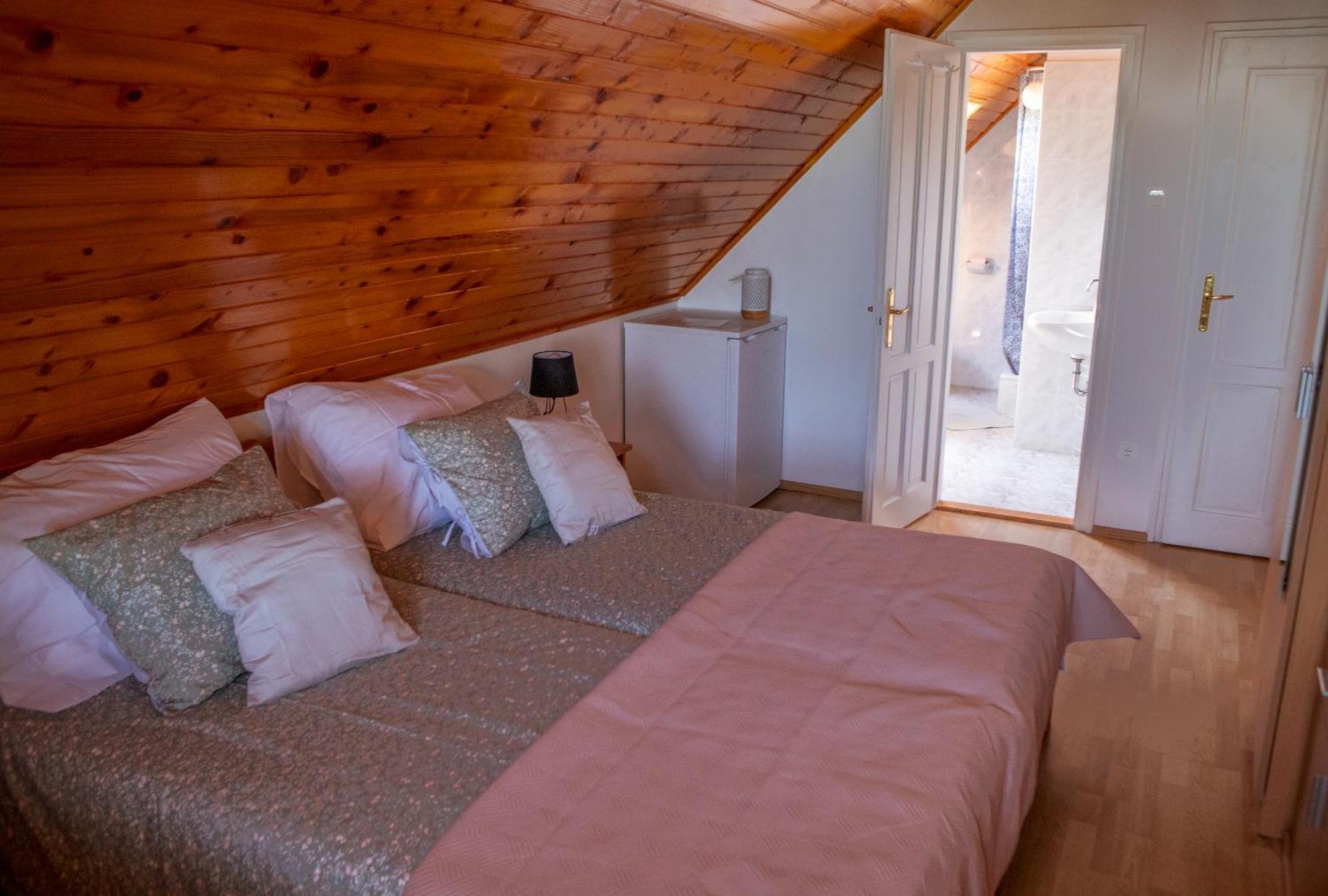 Bella Villa Apartmanhaz Zamárdi Eksteriør bilde